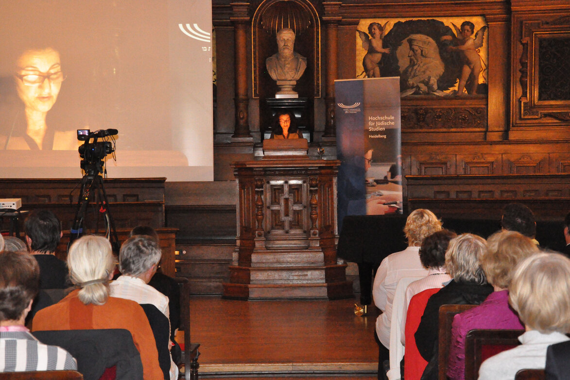 Dr. Necla Kelek in der Alten Aula